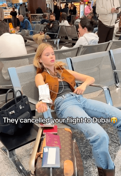 Модель, русская. Реакция россиян на начало войны